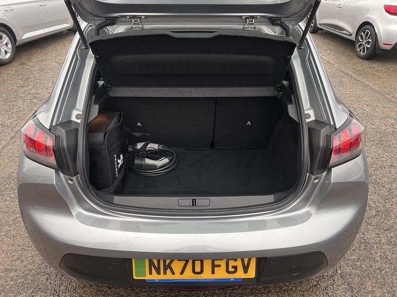 Used Peugeot E-208 2025 for sale - 77324506: Photo 18