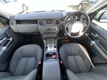 Used Land Rover Discovery 4 2023 for sale - 74132069: Photo