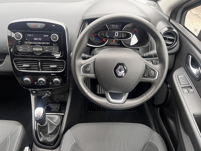 Used Renault Clio for sale - 76128069: Photo 11