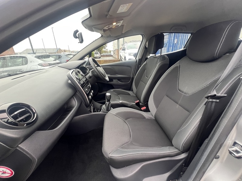 Used Renault Clio for sale - 76128069: Photo 13