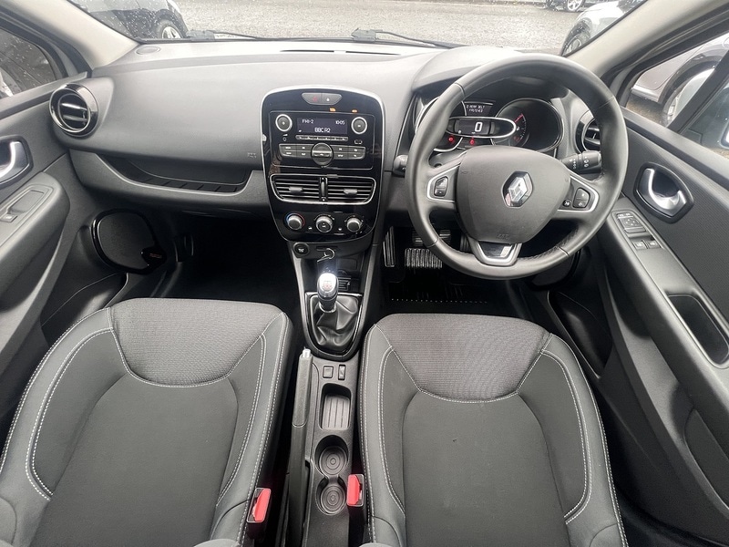 Used Renault Clio for sale - 76128069: Photo 2