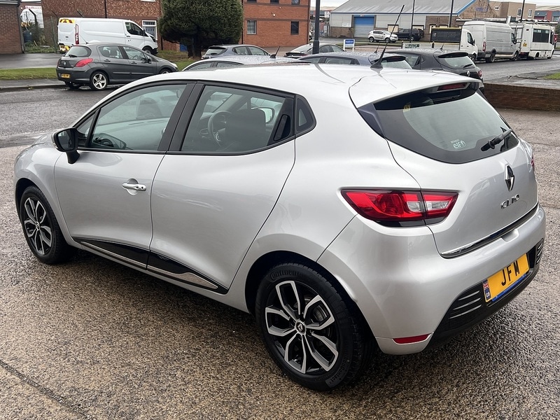 Used Renault Clio for sale - 76128069: Photo 8