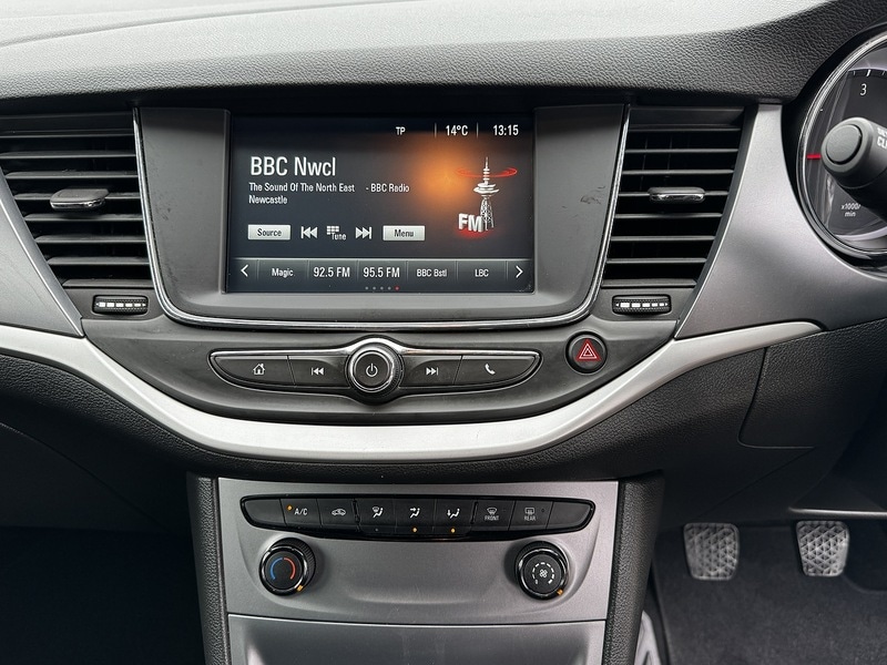 Used Vauxhall Astra for sale - 76477948: Photo 6