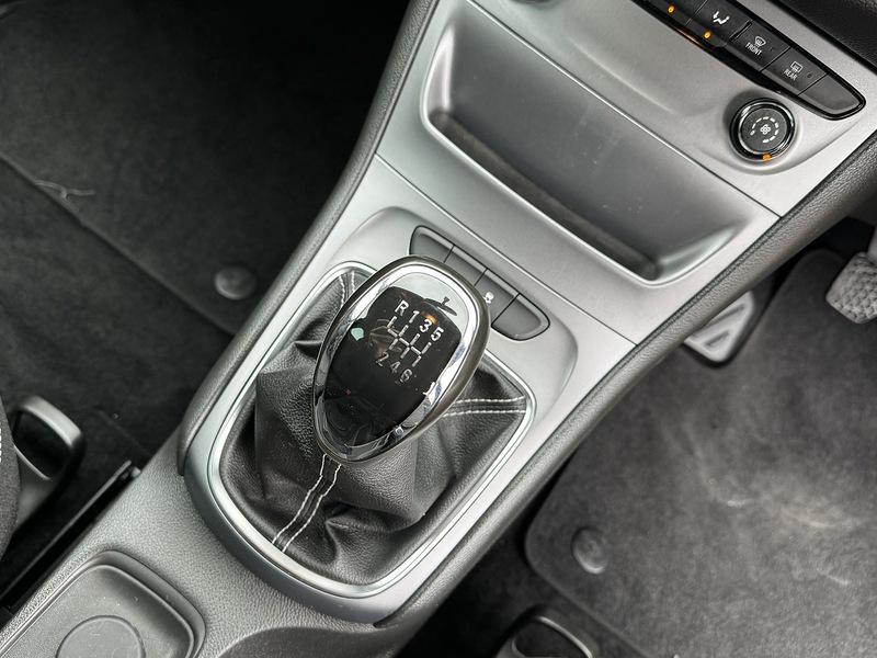 Used Vauxhall Astra for sale - 76477948: Photo 7