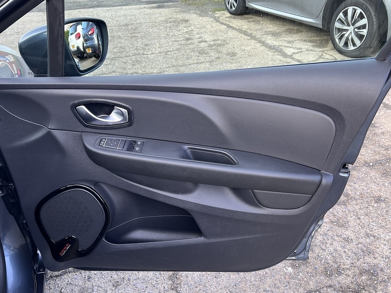 Used Renault Clio 2025 for sale - 77558349: Photo 16