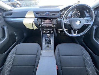 Used Skoda Superb 2025 for sale - 76618277: Photo