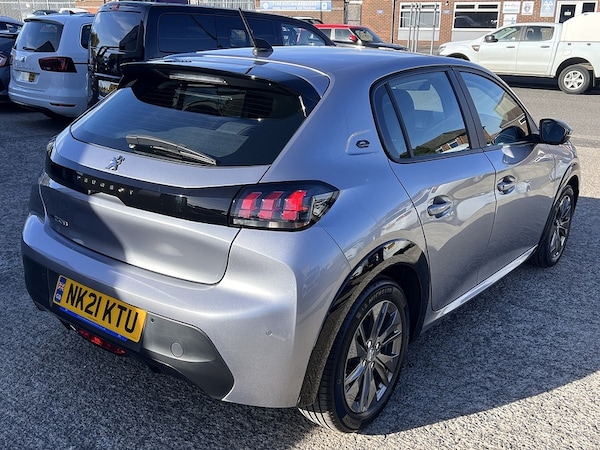 Used Peugeot E-208 for sale - 76263821: Photo 6