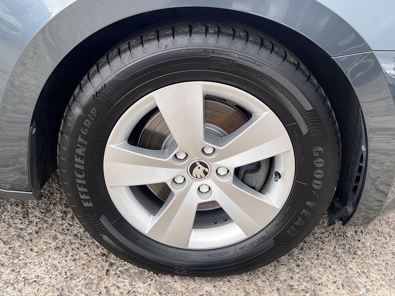 Used Skoda Superb for sale - 76047079: Photo 19