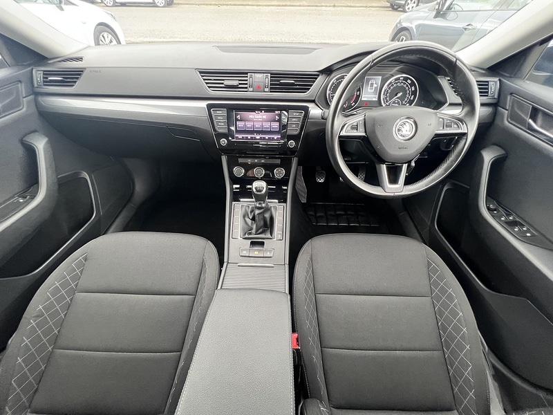 Used Skoda Superb for sale - 76047079: Photo 2