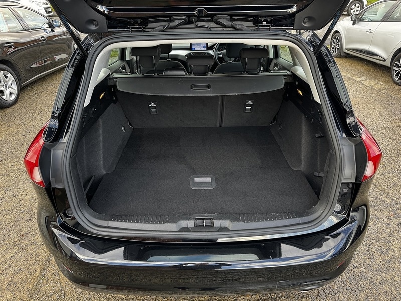 Used Ford Focus 2025 for sale - 76470706: Photo 16