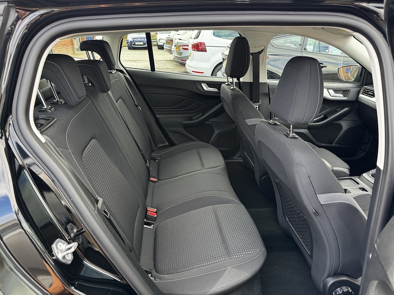 Used Ford Focus 2025 for sale - 76470706: Photo 4