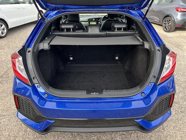 Used Honda Civic 2019 for sale - 76173486: Photo 18