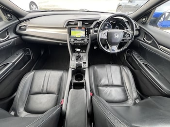 Used Honda Civic 2019 for sale - 76173486: Photo 2