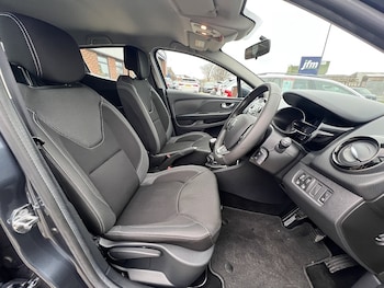 Used Renault Clio 2025 for sale - 77056484: Photo