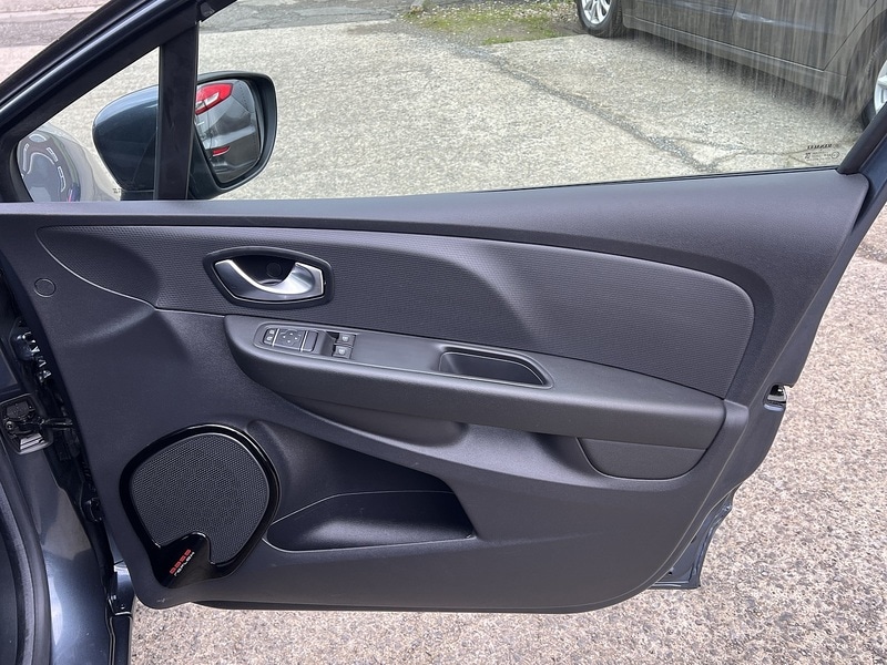 Used Renault Clio 2025 for sale - 77056484: Photo 6