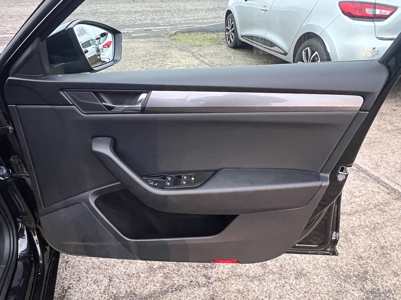 Used Skoda Superb 2025 for sale - 77313815: Photo 15