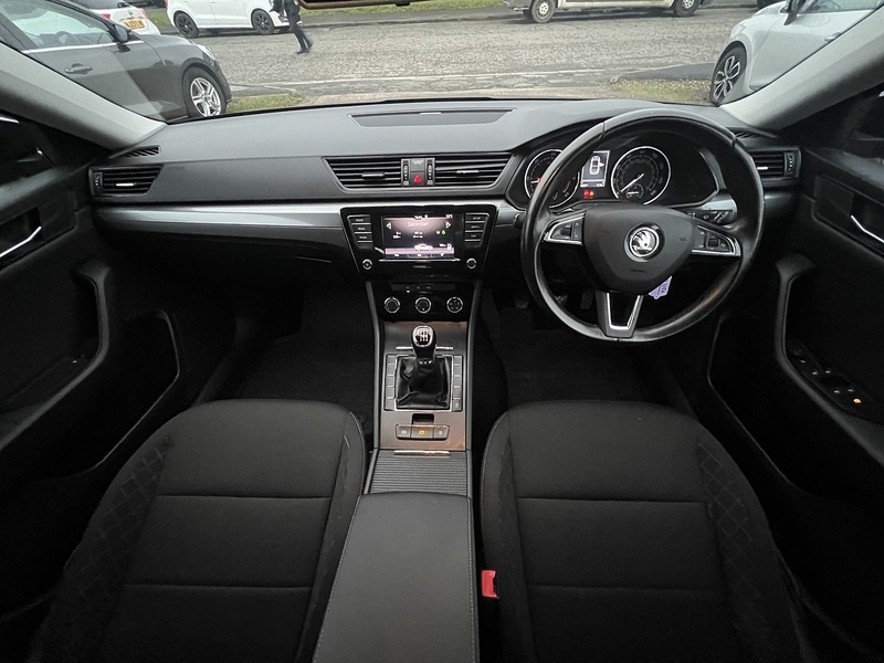 Used Skoda Superb 2025 for sale - 77313815: Photo 2