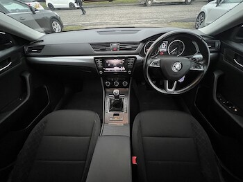 Used Skoda Superb 2019 for sale - 77313815: Photo