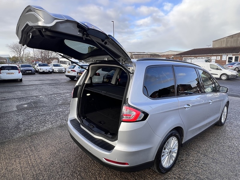 Used Ford Galaxy for sale - 76605309: Photo 24