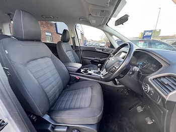 Used Ford Galaxy 2018 for sale - 76605309: Photo