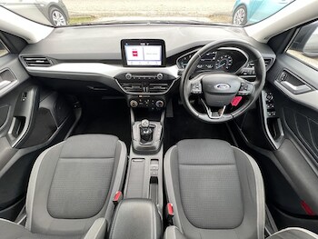 Used Ford Focus 2019 for sale - 75110692: Photo