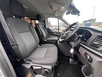 Used Ford Tourneo Custom 2021 for sale - 78710433: Photo
