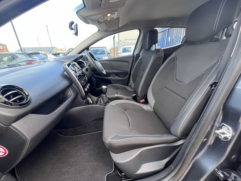 Used Renault Clio for sale - 77891407: Photo 15