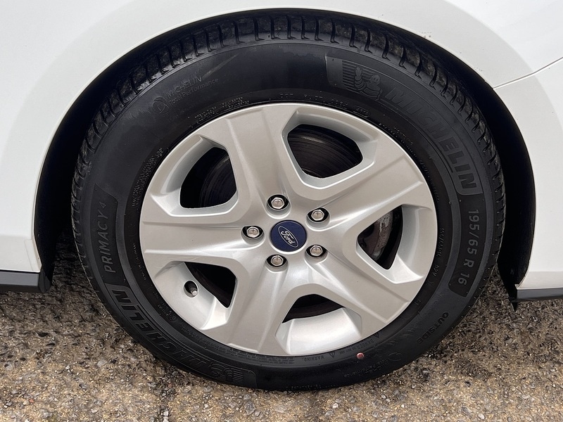 Used Ford Focus 2019 for sale - 76520857: Photo 19