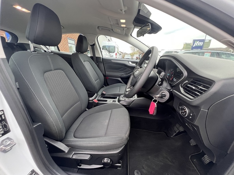 Used Ford Focus 2019 for sale - 76520857: Photo 3