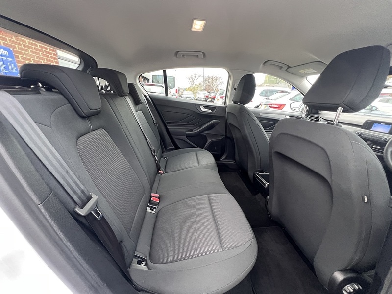 Used Ford Focus 2019 for sale - 76520857: Photo 4