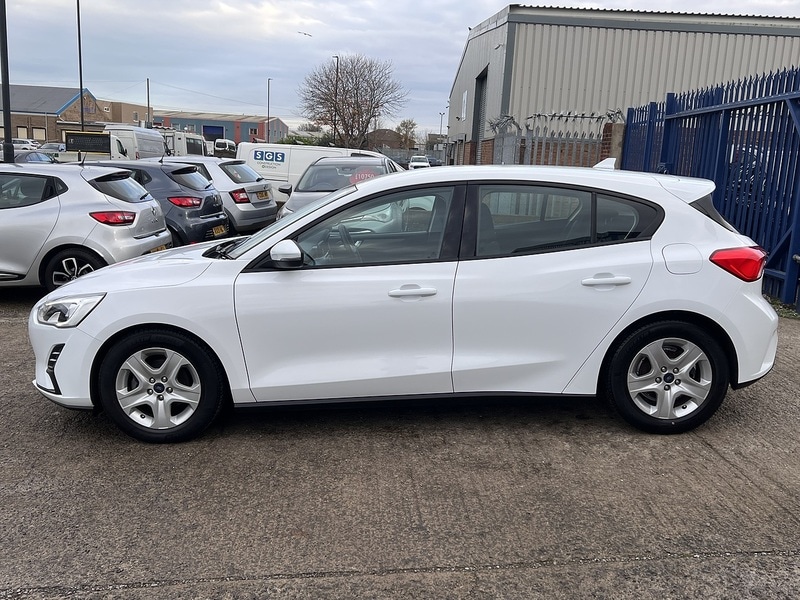 Used Ford Focus 2019 for sale - 76520857: Photo 9