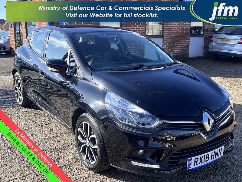 Used Renault Clio 2025 for sale - 76036659: Photo 1