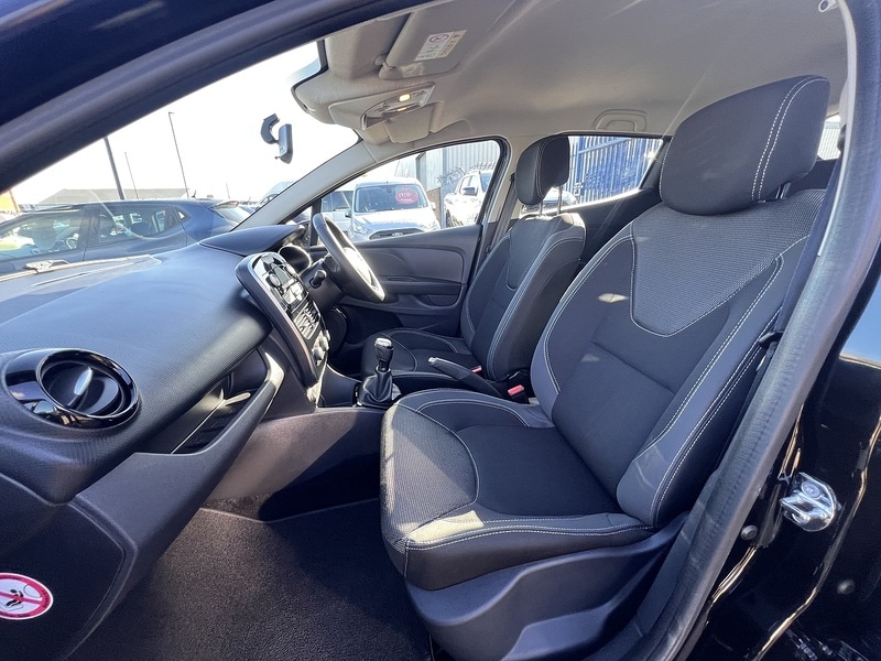 Used Renault Clio 2025 for sale - 76036659: Photo 14