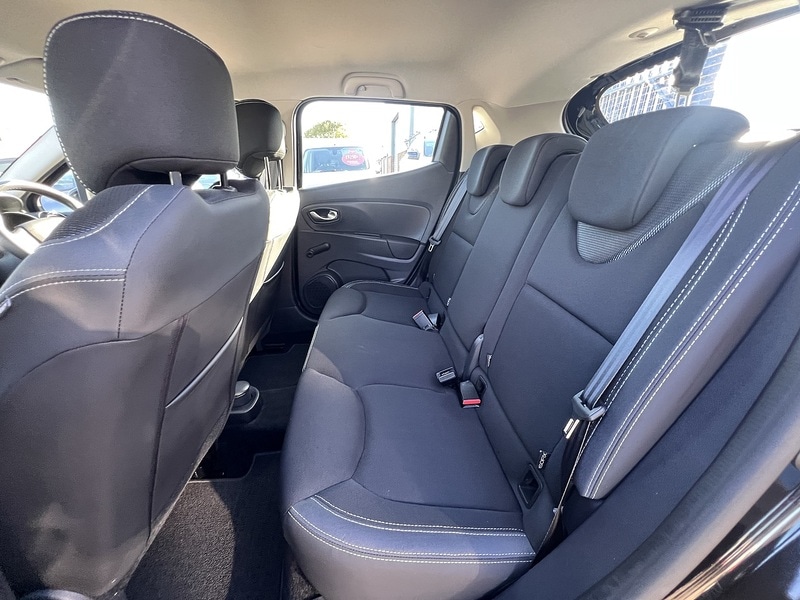 Used Renault Clio 2025 for sale - 76036659: Photo 15
