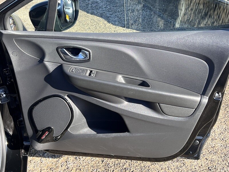 Used Renault Clio 2025 for sale - 76036659: Photo 16