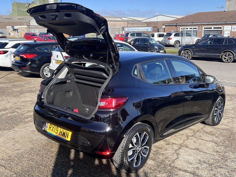 Used Renault Clio 2025 for sale - 76036659: Photo 18