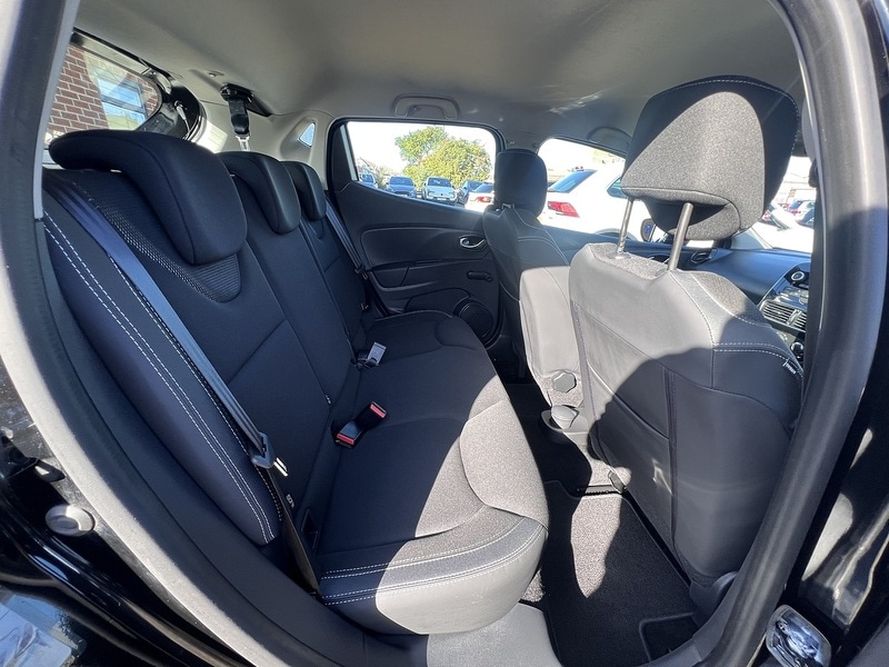 Used Renault Clio 2025 for sale - 76036659: Photo 4