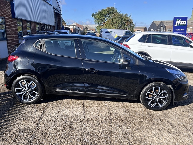 Used Renault Clio 2025 for sale - 76036659: Photo 5