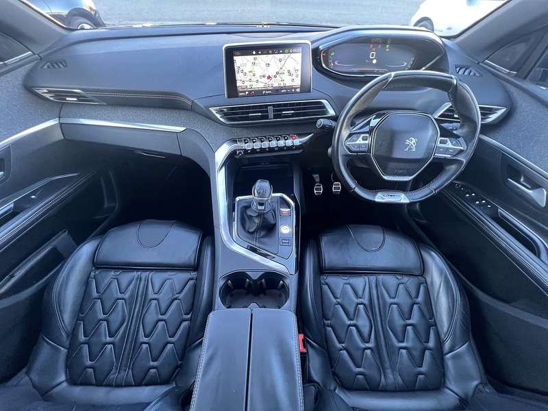 Used Peugeot 5008 2017 for sale - 76430512: Photo 2