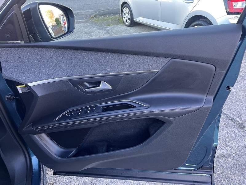 Used Peugeot 5008 2017 for sale - 76430512: Photo 20