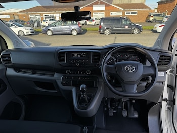 Used Toyota PROACE CITY Verso 2022 for sale - 76430511: Photo