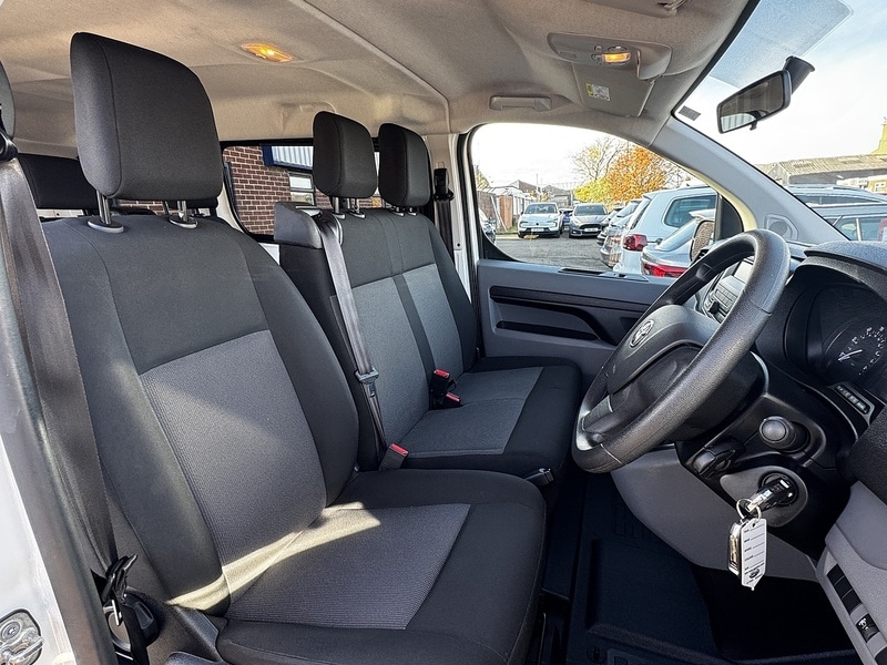 Used Toyota PROACE CITY Verso 2022 for sale - 76430511: Photo 8