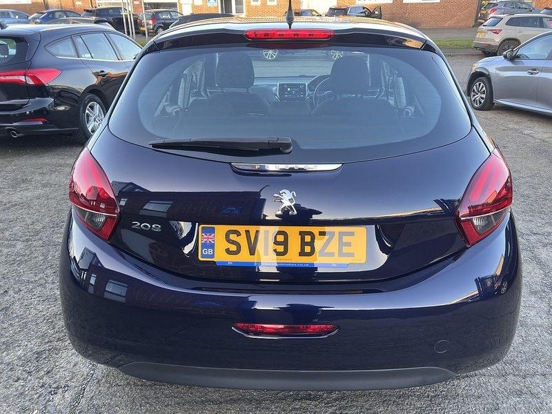 Used Peugeot 208 2019 for sale - 76884461: Photo 7