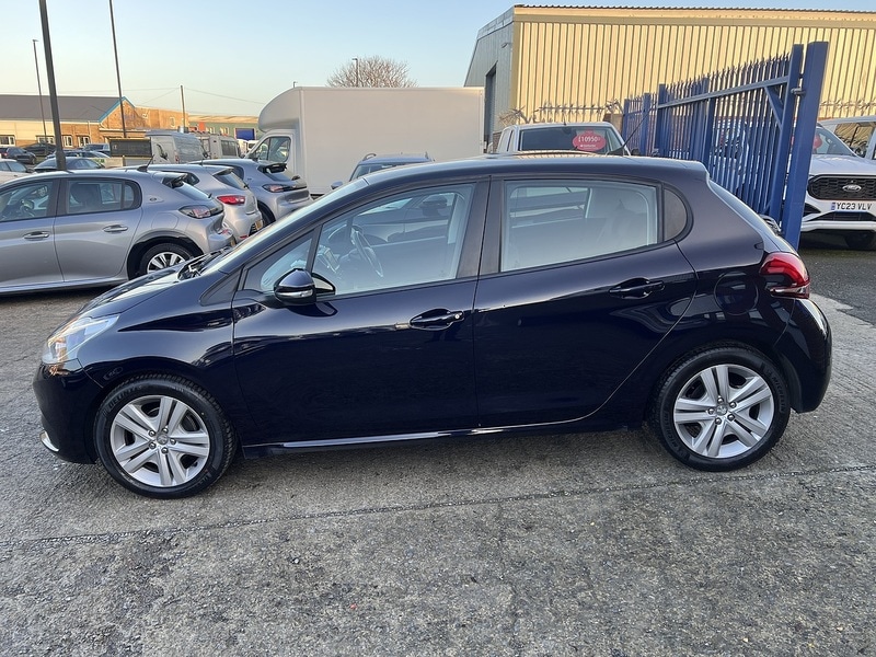 Used Peugeot 208 2019 for sale - 76884461: Photo 9