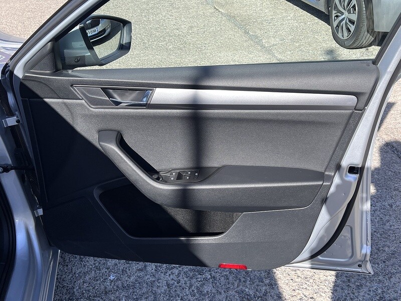 Used Skoda Superb for sale - 78111419: Photo 17