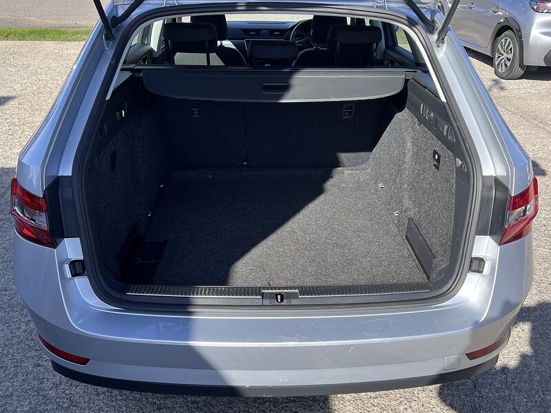 Used Skoda Superb for sale - 78111419: Photo 18