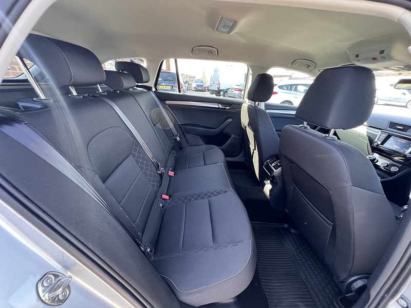 Used Skoda Superb for sale - 78111419: Photo 4