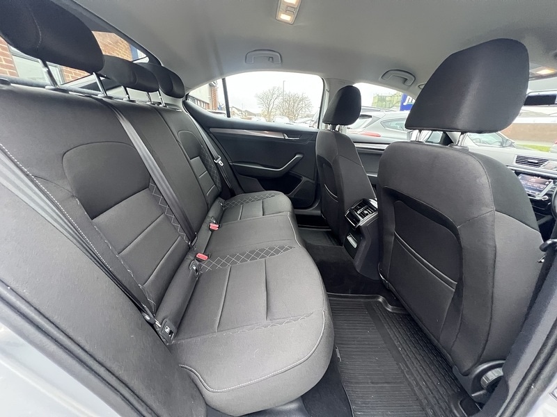 Used Skoda Superb 2025 for sale - 77452616: Photo 4