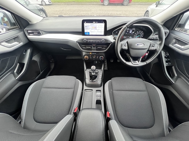 Used Ford Focus for sale - 76502845: Photo 2