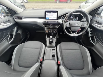 Used Ford Focus 2019 for sale - 76502845: Photo